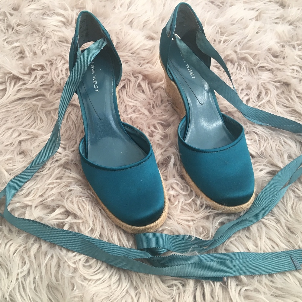 Wedge heel_Fabric (used)